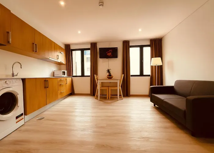 Living X * Funchal (Madeira)