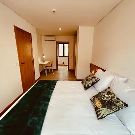 Living X Apartament *